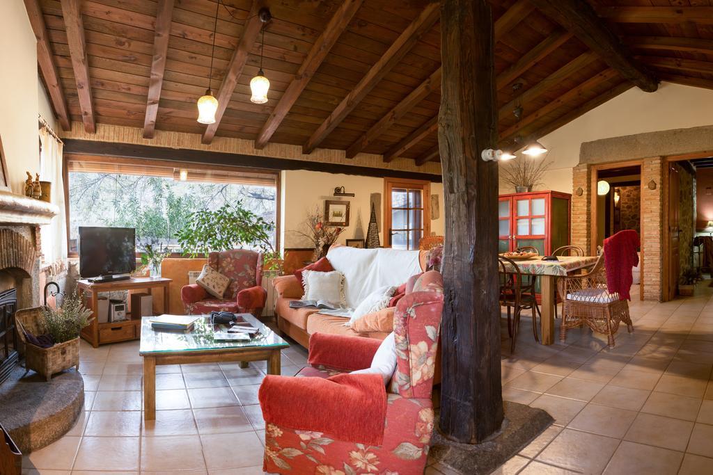 Casa Rural La Casa Del Bosque Navaconcejo Buitenkant foto
