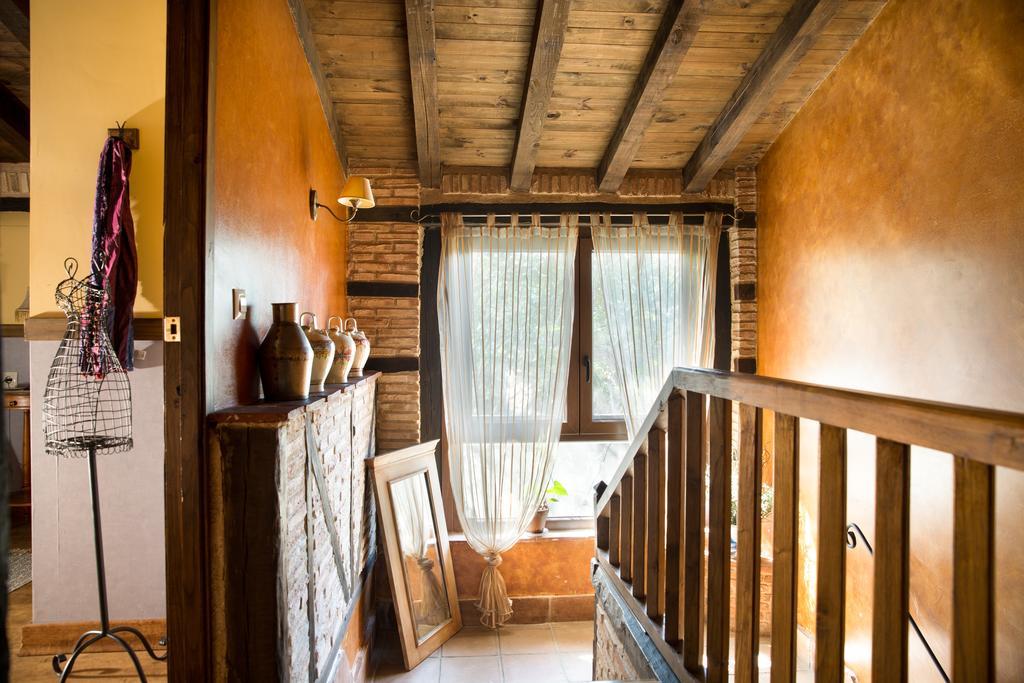 Casa Rural La Casa Del Bosque Navaconcejo Buitenkant foto