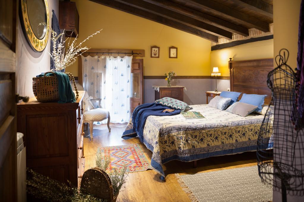 Casa Rural La Casa Del Bosque Navaconcejo Buitenkant foto