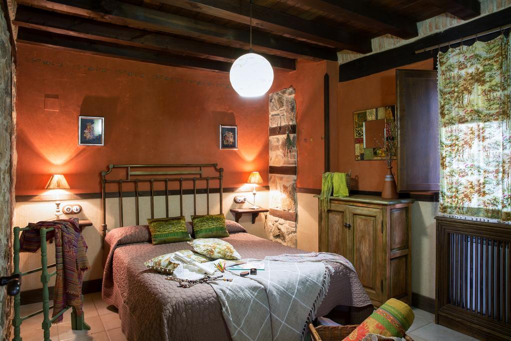 Casa Rural La Casa Del Bosque Navaconcejo Buitenkant foto